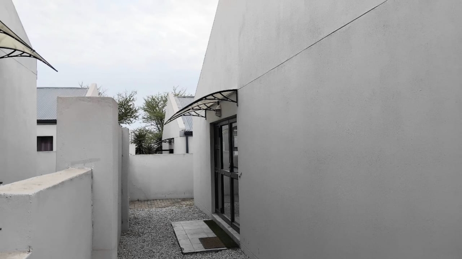 To Let 2 Bedroom Property for Rent in Myburgh Park Western Cape